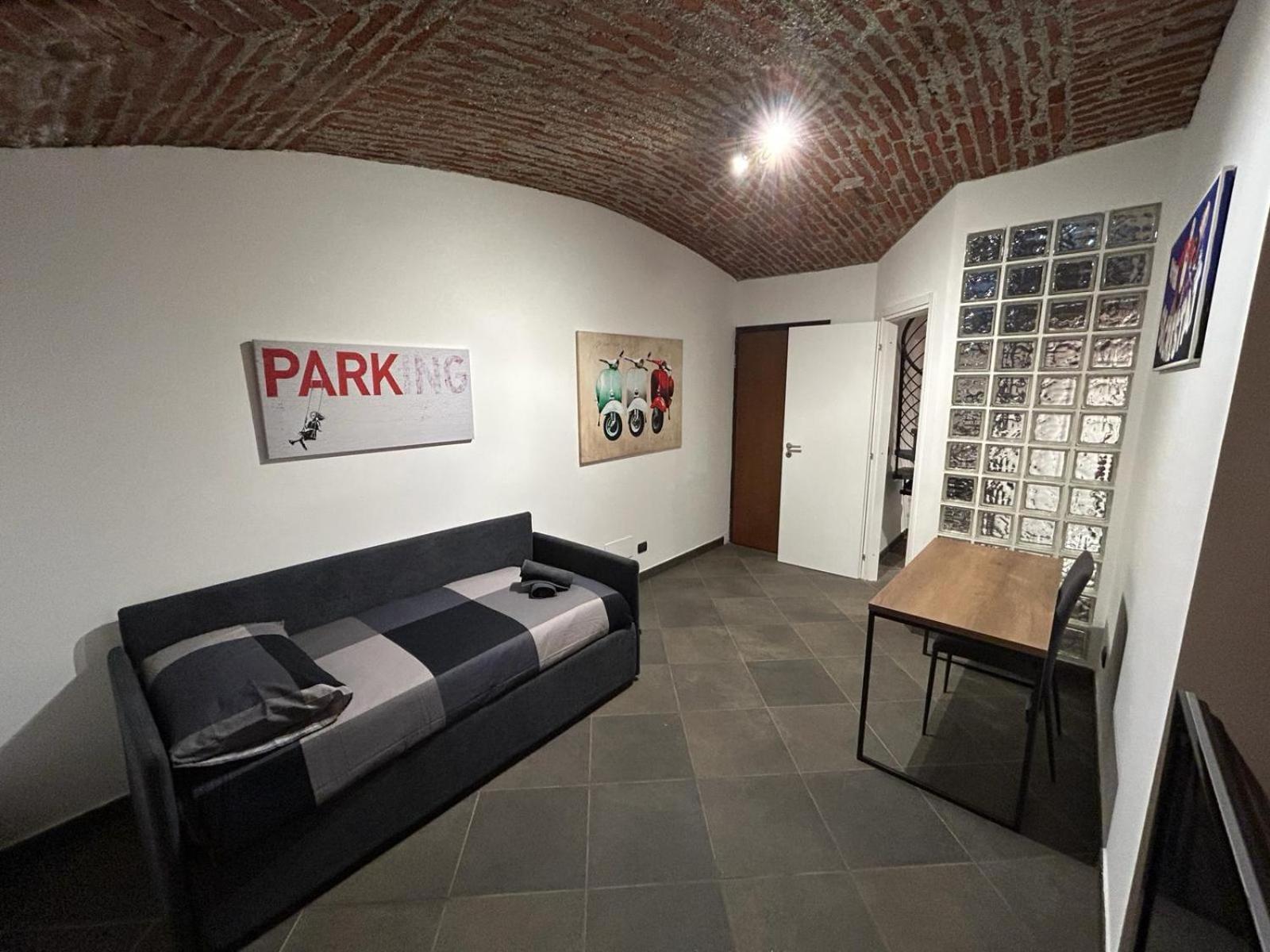 Moderno Loft A 150mt Dalla Metro 