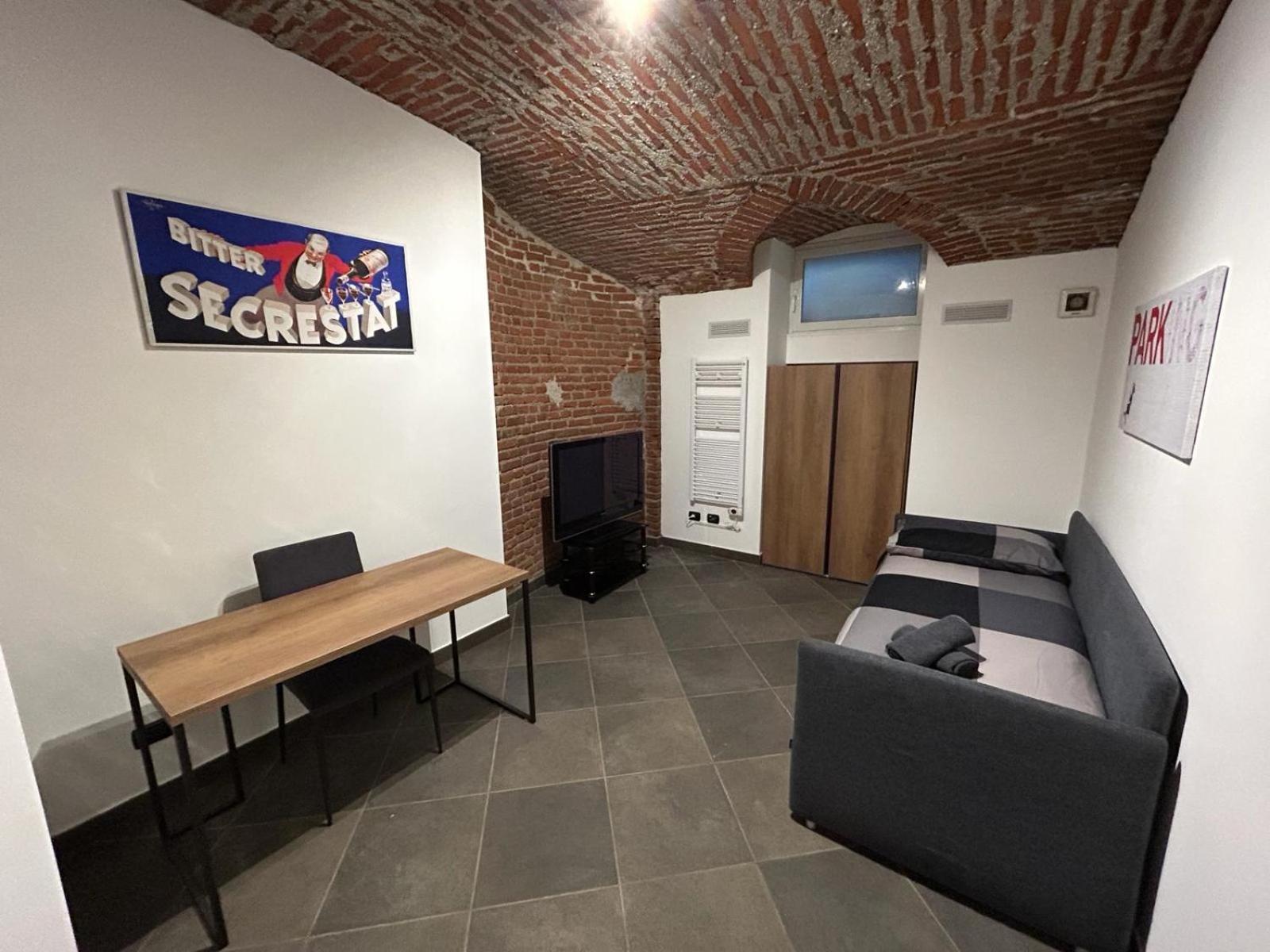 Moderno Loft A 150mt Dalla Metro 