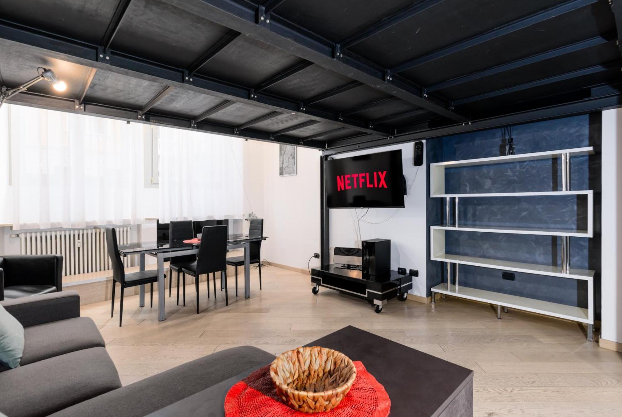 Moderno Loft A 150mt Dalla Metro 